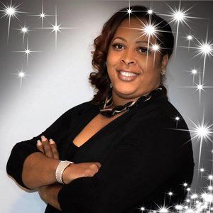 Meet your Posher, Nikki